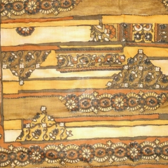 Vintage Floral Pyramid Scarf Black Tan Gold Brown - Picture 3 of 8